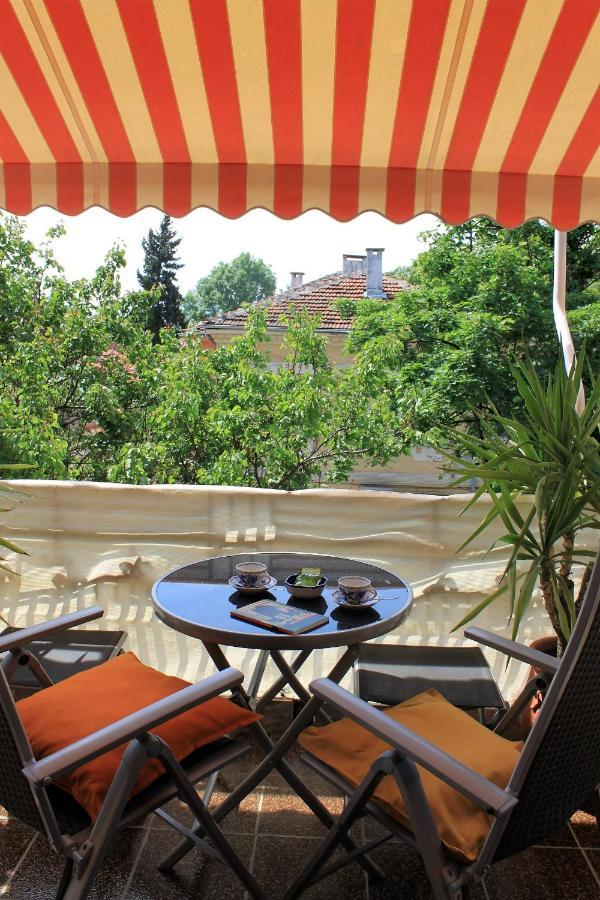 Orange House In The Old Town Plovdiv Hotel ภายนอก รูปภาพ